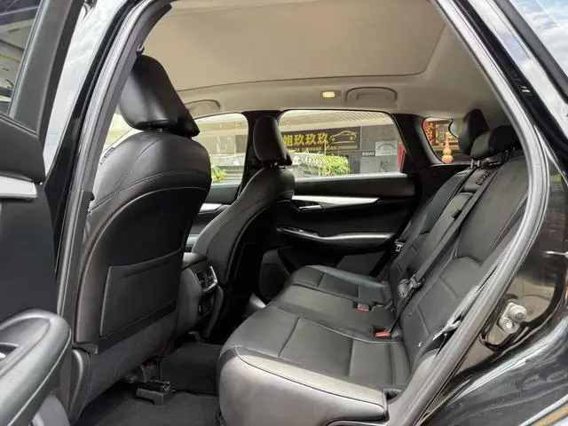 Infiniti Infiniti QX50 2.0T two-wheel drive fashion version