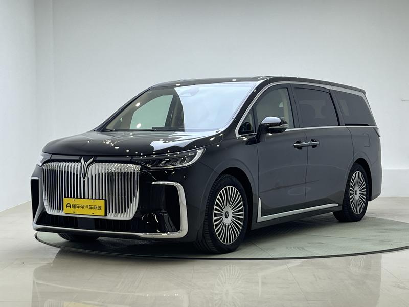 Voyah Lantu Dreamer PHEV 2025