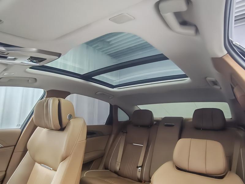 Hongqi Red Flag H9 2022