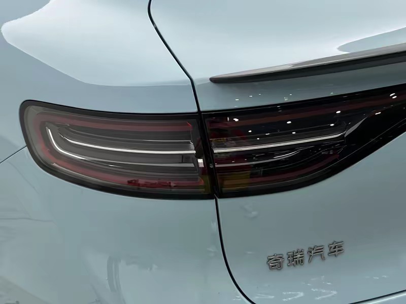 Luxeed Zhijie S7 2025