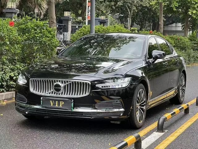 Volvo Volvo S90 PHEV T8 four-wheel drive long battery life Zhiyi Deluxe Edition