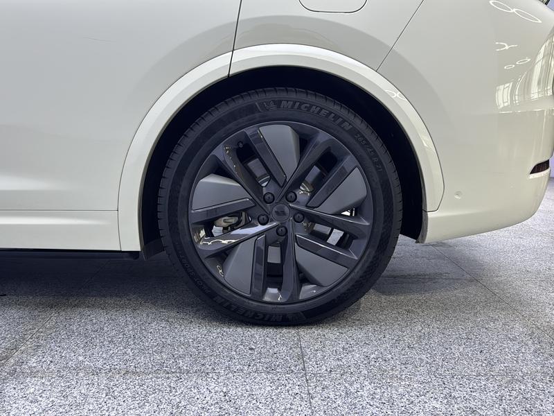 Li Auto Ideal L7 2024