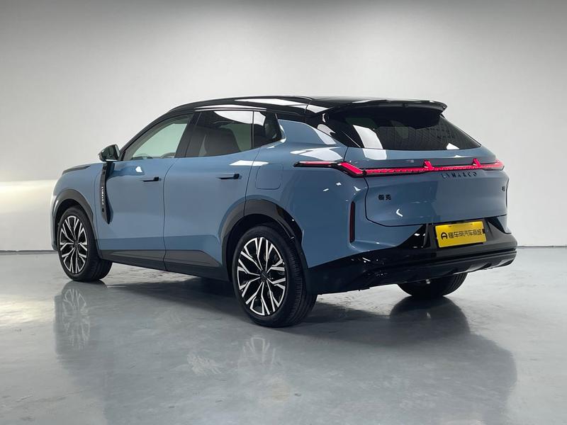 Lynk & Co Lynk&Co 08 EM-P 2026