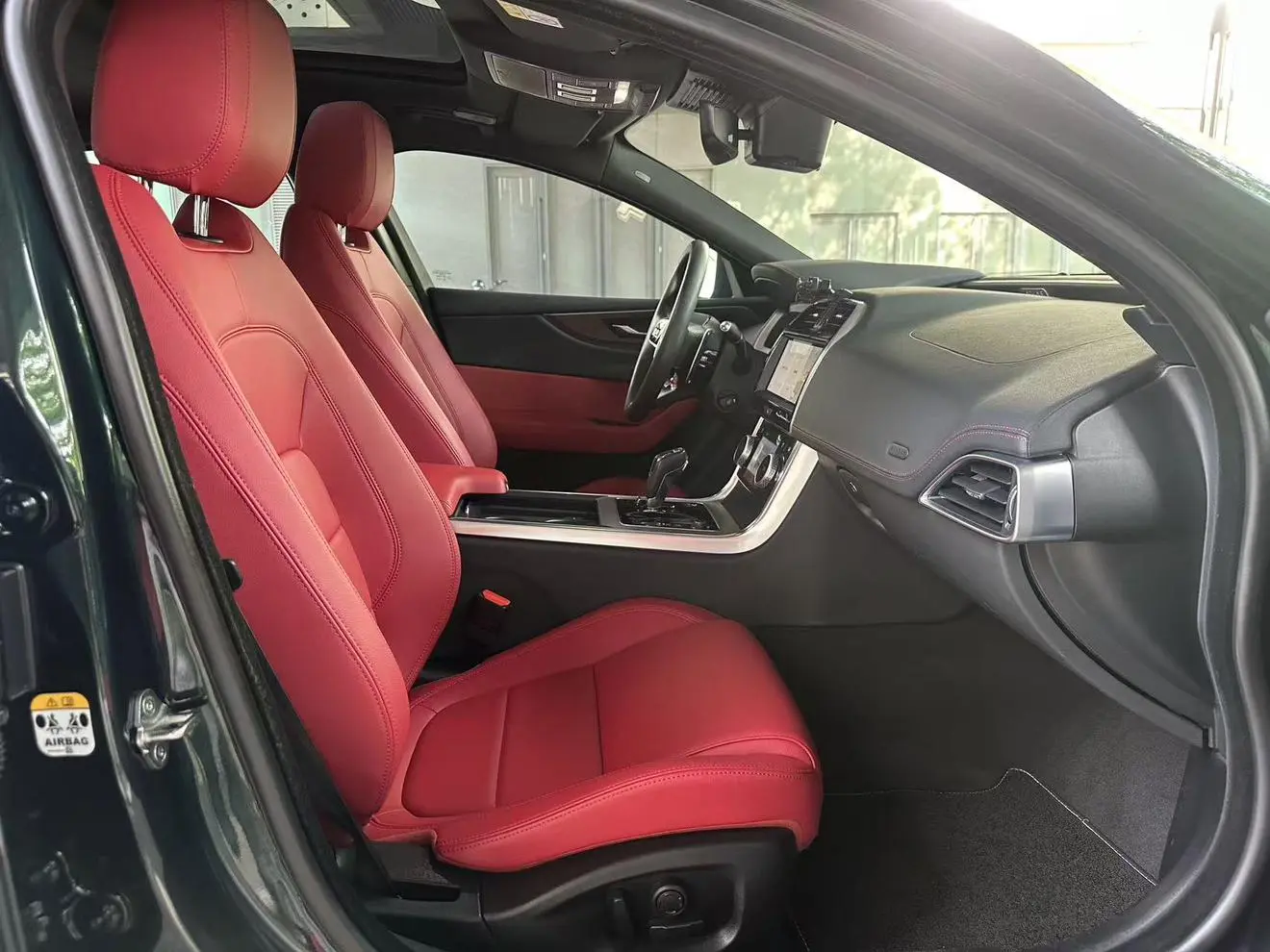 Jaguar Jaguar XEL 2.0T 250PS R-DYNAMIC S Enterprising Sports Edition
