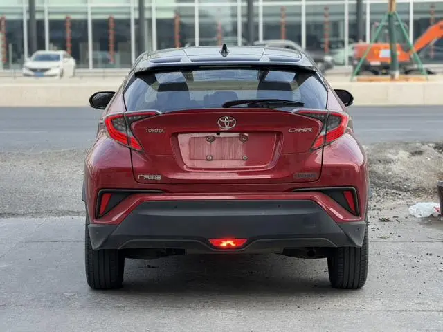 TOYOTA Toyota C-HR 2.0L Deluxe Edition