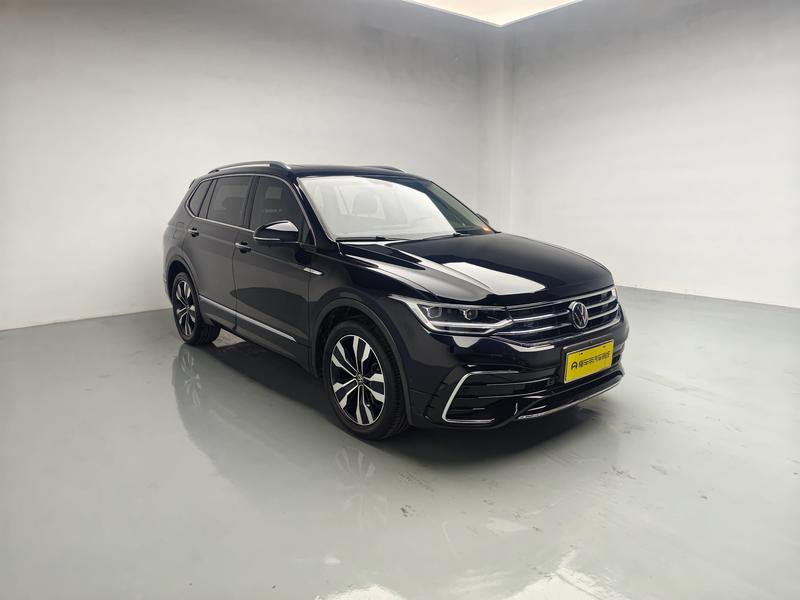 Volkswagen Tiguan L 2024