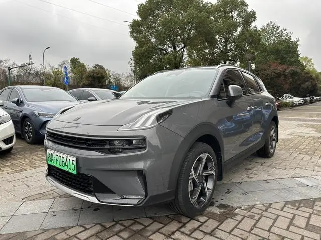 LYNK & CO Lynk & Co. 06 EM-P PHEV Remix Shero