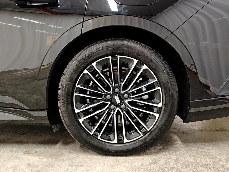 Geely Galaxy Galaxy Star Shine 8 PHEV 2025