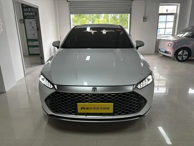 BYD Qin PLUS DM DM-i 55KM flagship type