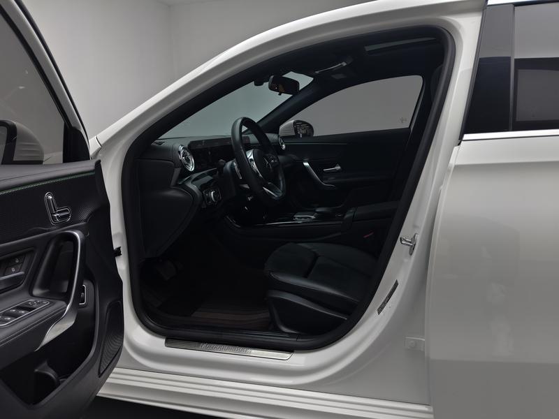 Mercedes-Benz Mercedes Benz A-Class 2022