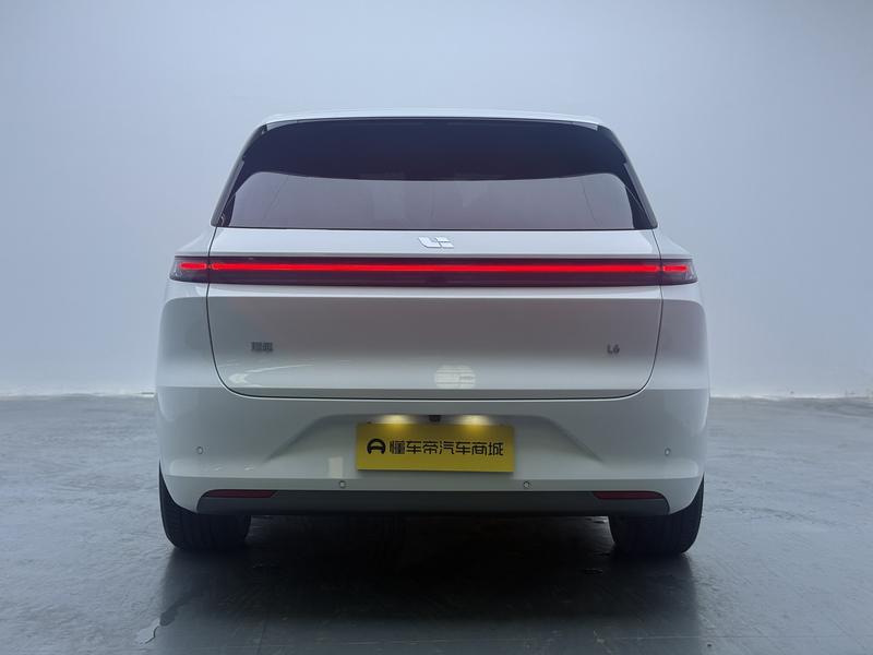 Li Auto Ideal L6 2024