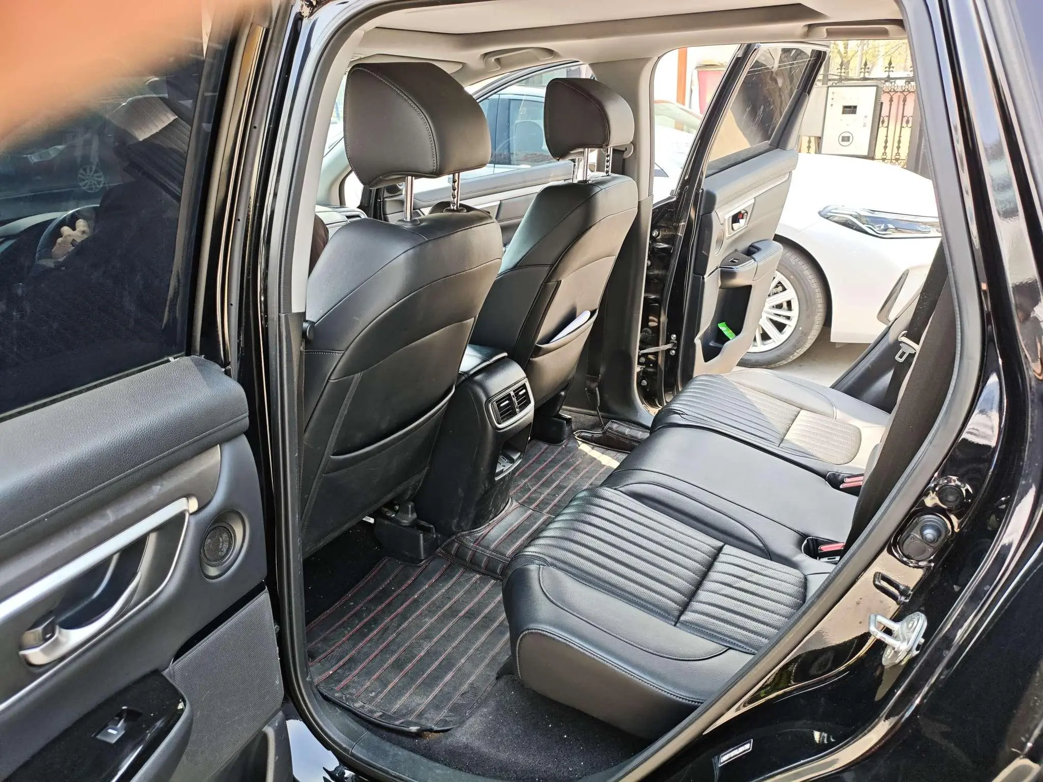 Honda Hao Ying 240TURBO CVT two-wheel drive Premium Edition
