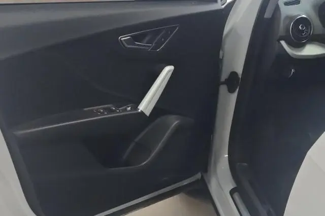 Audi Audi Q2L 35TFSI fashion and elegant country V