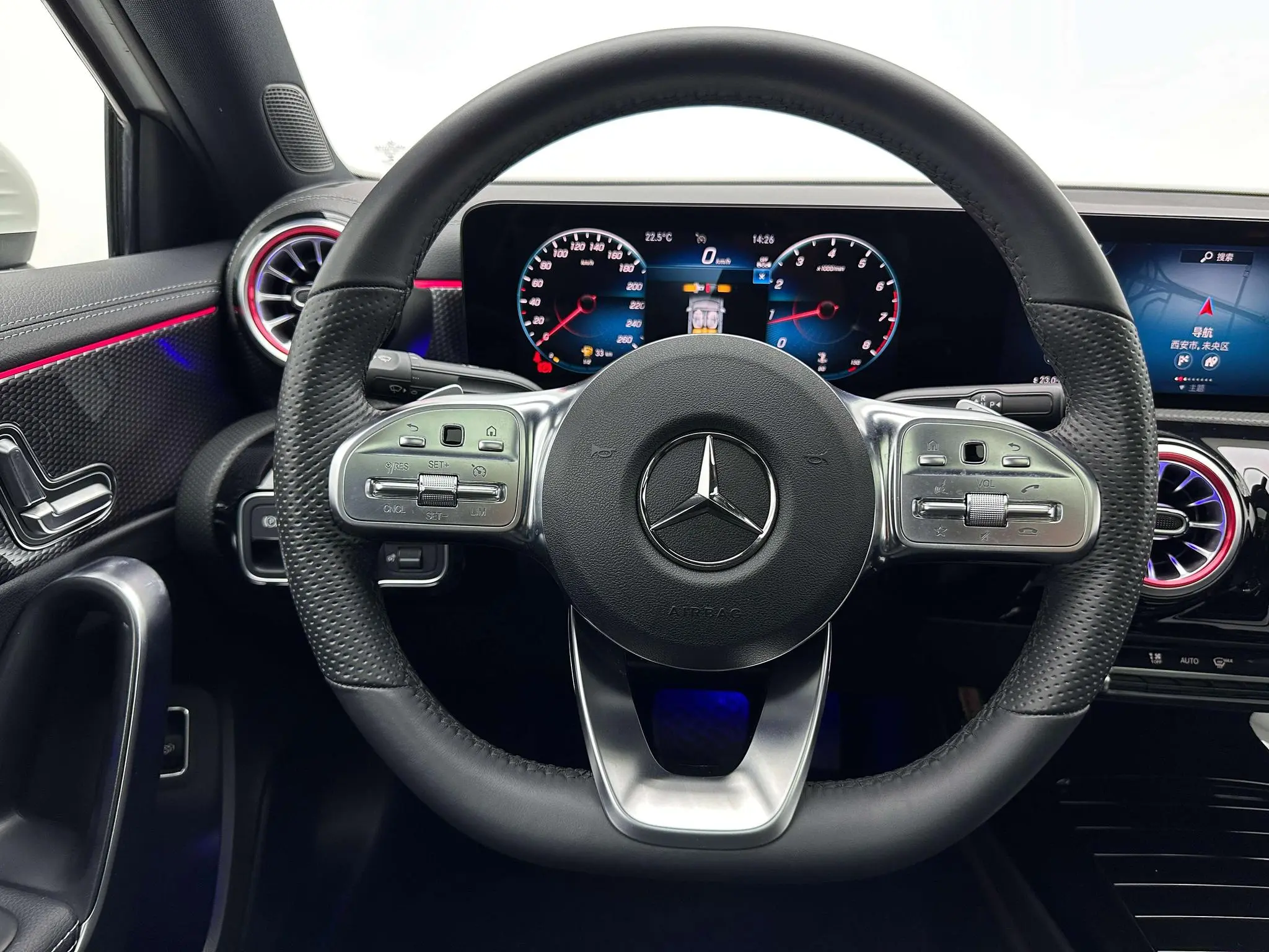 Mercedes-Benz Mercedes-Benz A-class Second facelift A 200 L sports sedan fashion version