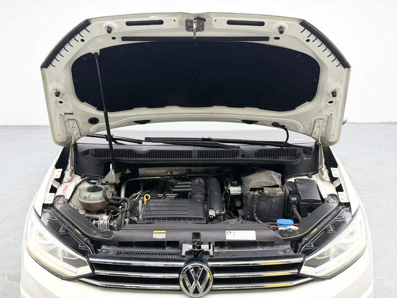 Volkswagen Touran L 2016