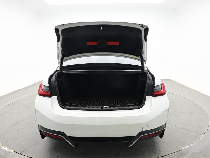 BMW BMW i3 2023