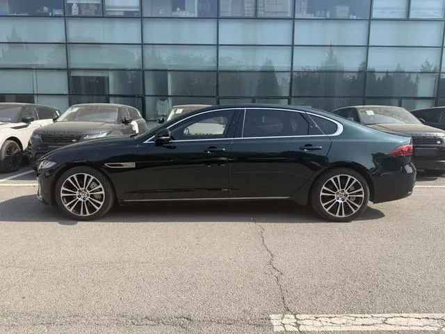 Jaguar Jaguar XFL 2.0T P250 two-wheel drive Exclusive Deluxe Edition