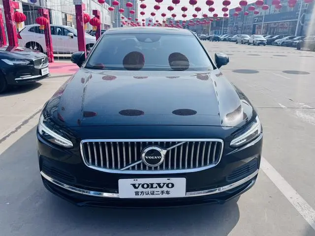 Volvo Volvo S90 PHEV T8 E-drive Hybrid Zhiyi Deluxe Edition