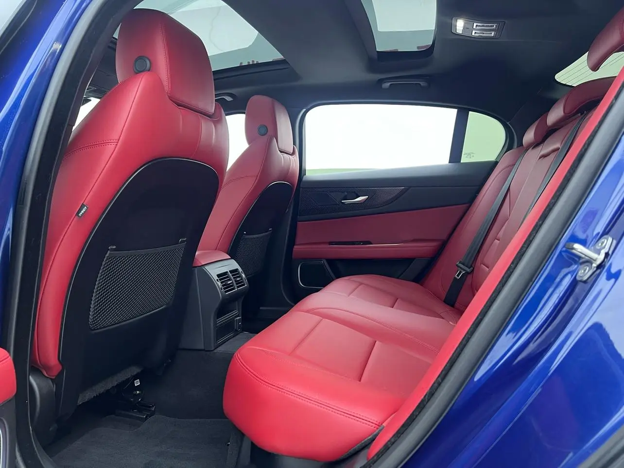 Jaguar Jaguar XEL 2.0T 250PS R-DYNAMIC S Enterprising Sports Edition