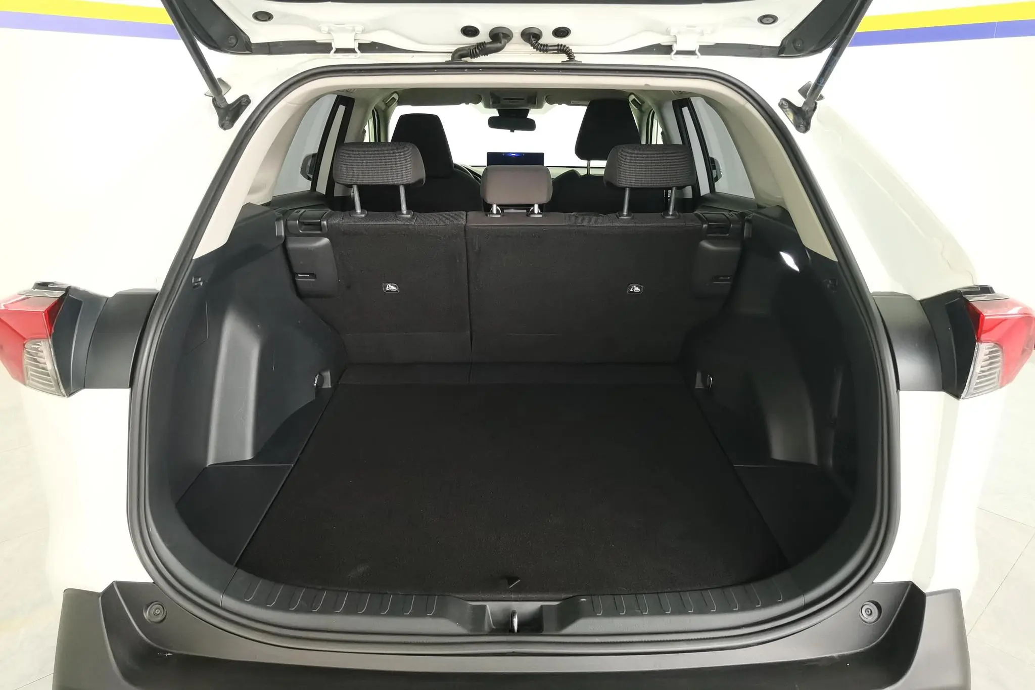 TOYOTA RAV4 Rongfang 2.0L CVT two-wheel drive urban edition