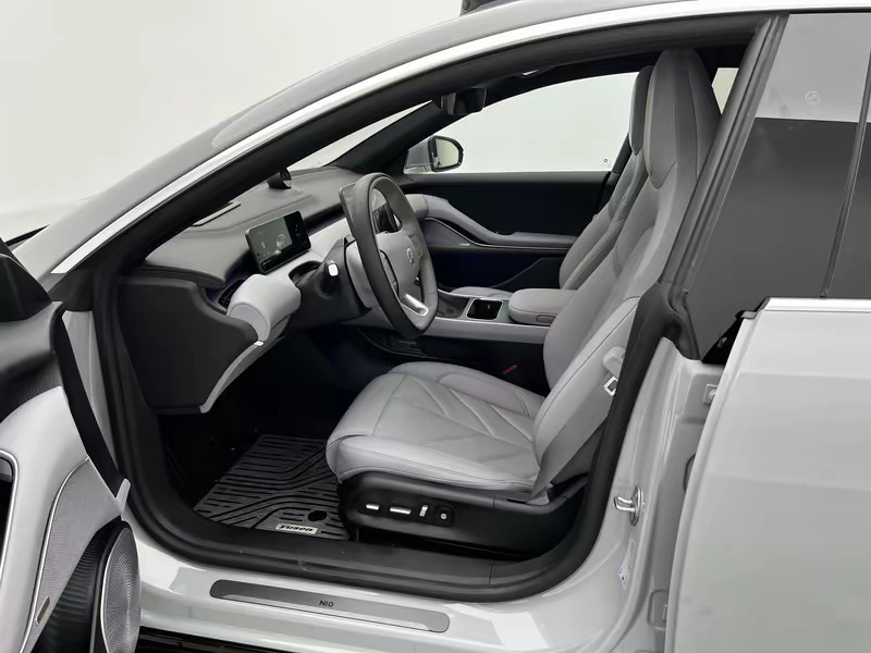 NIO NIO ET5 Touring 2025