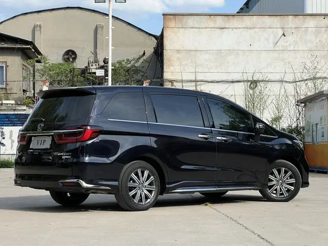 Honda Odyssey 2.0L Rui*Yuexiang Edition