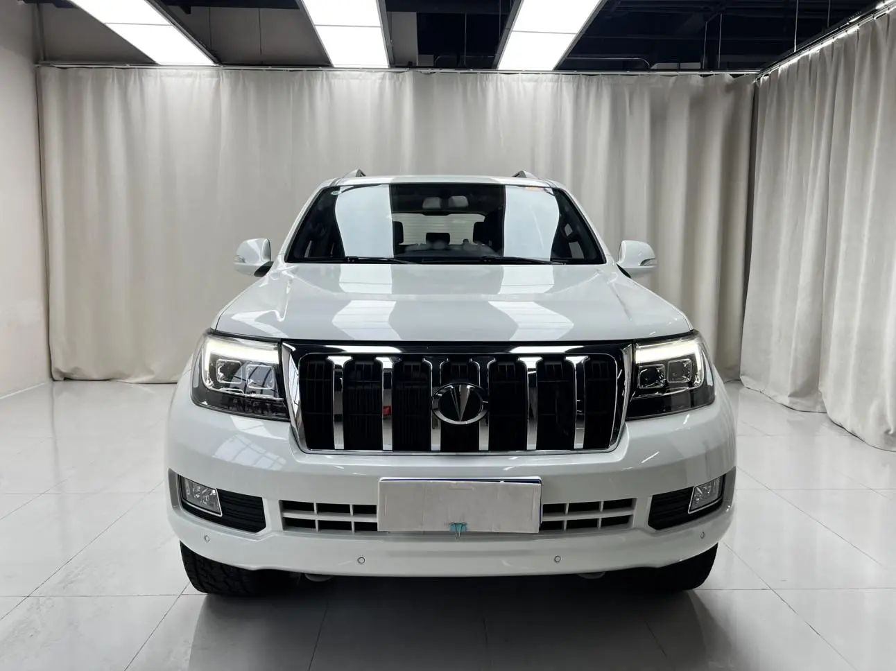 CHTC Hengtian L4600 4.6L V8 Pilot Version