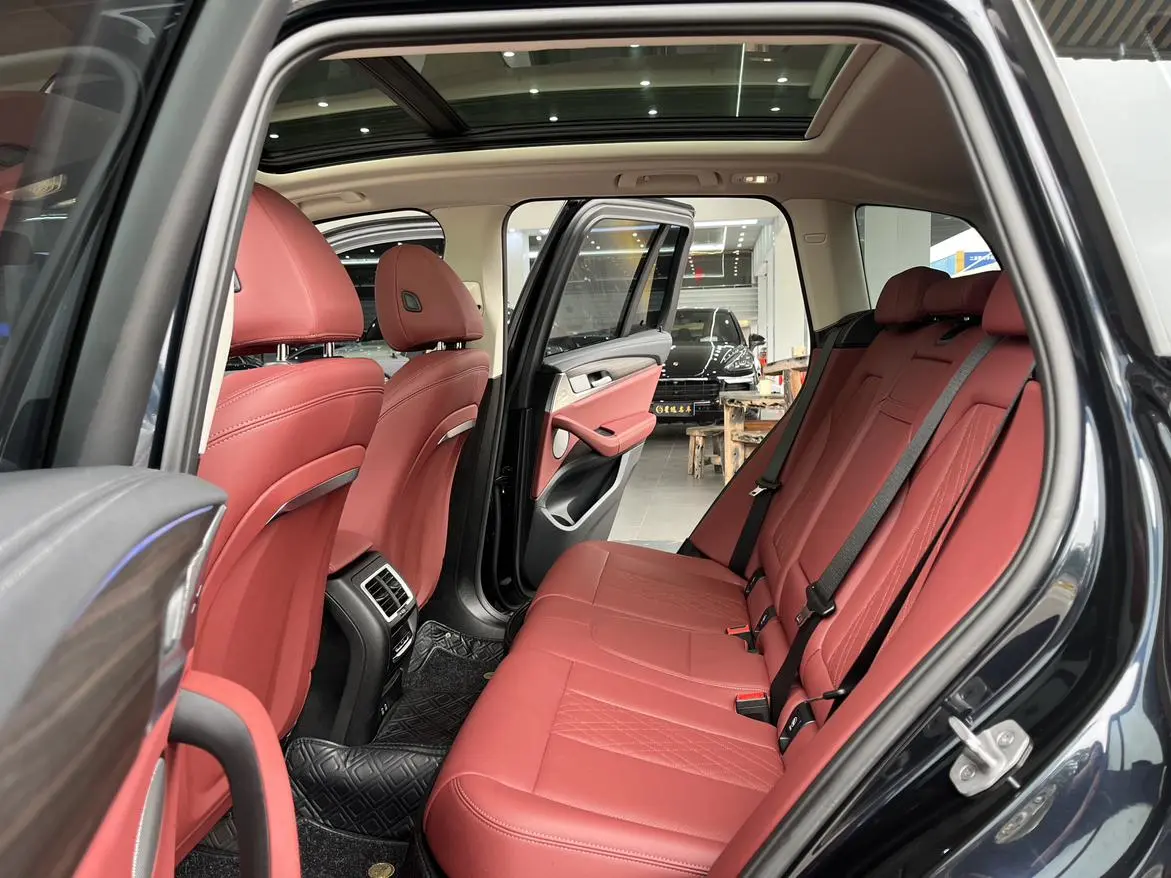 BMW BMW X3 xDrive30i Exclusive M Yao Ye Set