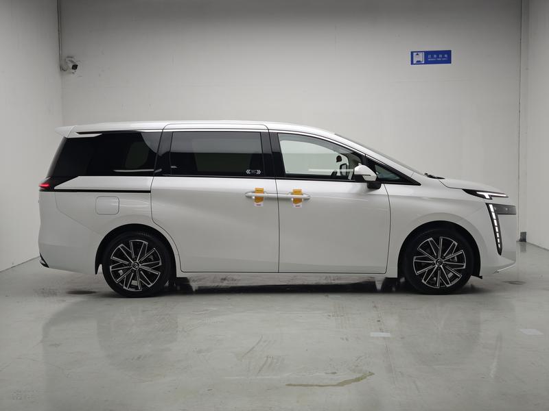 Trumpchi Trumpchi E8 2024