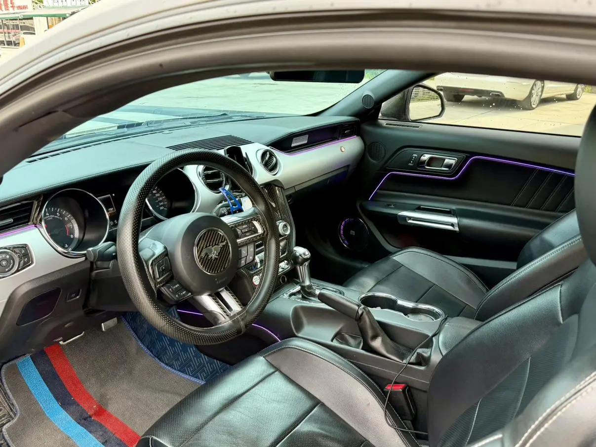 Ford Mustang 2.3T Performance Version