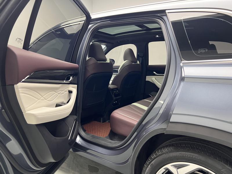 Geely Emgrand L 2024