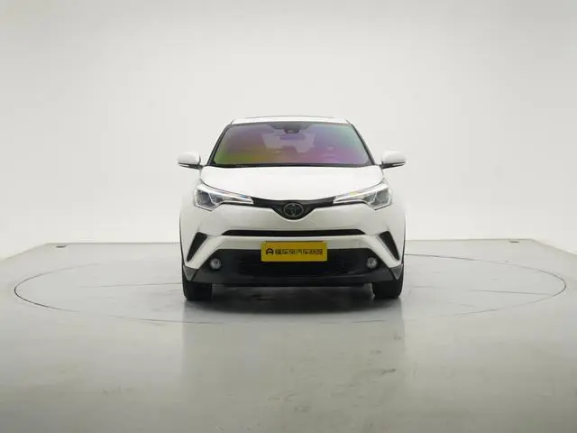 TOYOTA Toyota C-HR 2.0L Leading version