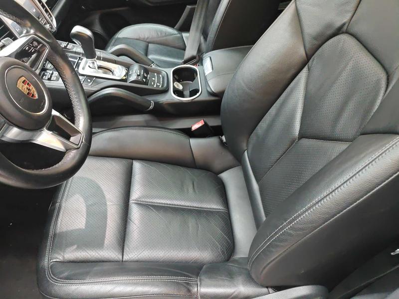 Porsche Cayenne 2016