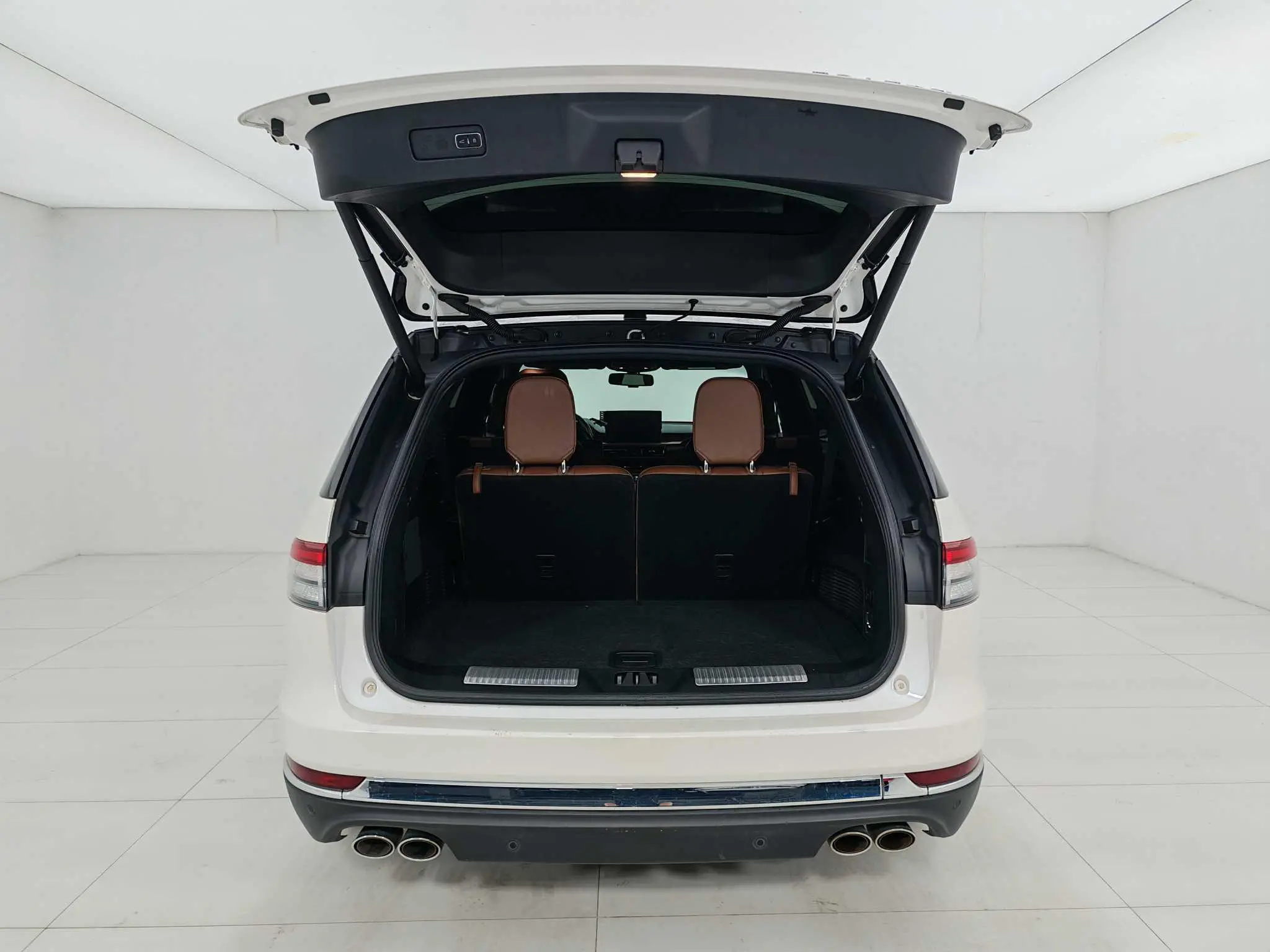 Lincoln Flying home 3.0T V6 four-wheel drive Zunya edition
