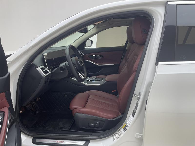 BMW BMW i3 2025