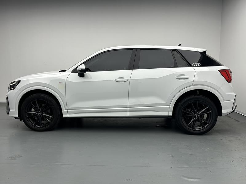 Audi Audi Q2L 2024