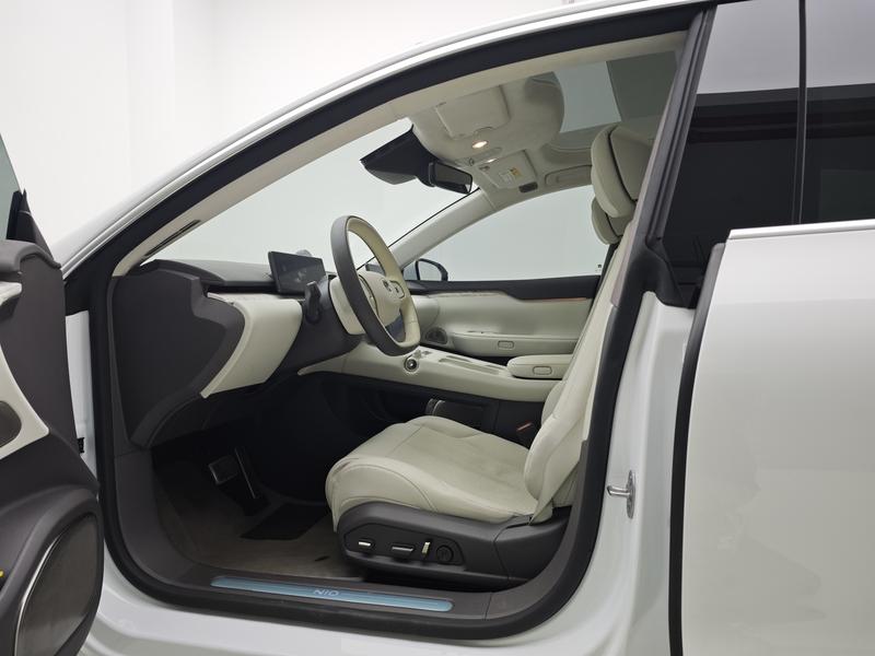 NIO NIO ET7 2021