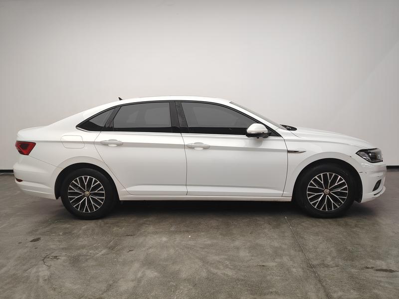 Volkswagen Sagitar 2021