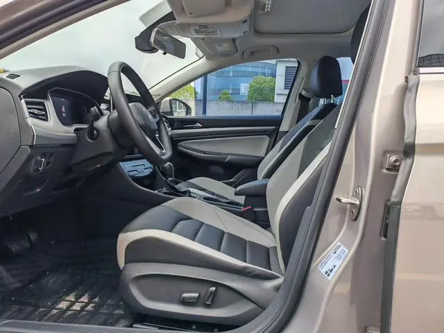 Volkswagen Bora 300TSI DSG Premium Edition
