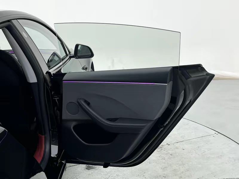 Tesla Model 3 2025