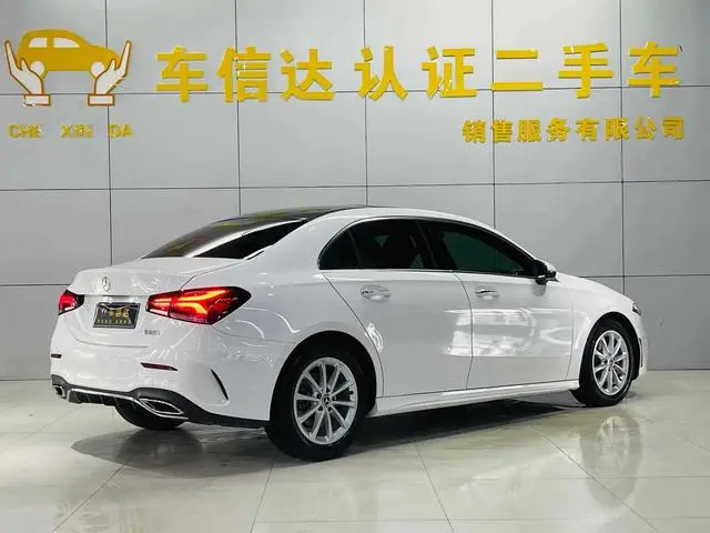 Mercedes-Benz Mercedes-Benz A-class A 200 L sports sedan