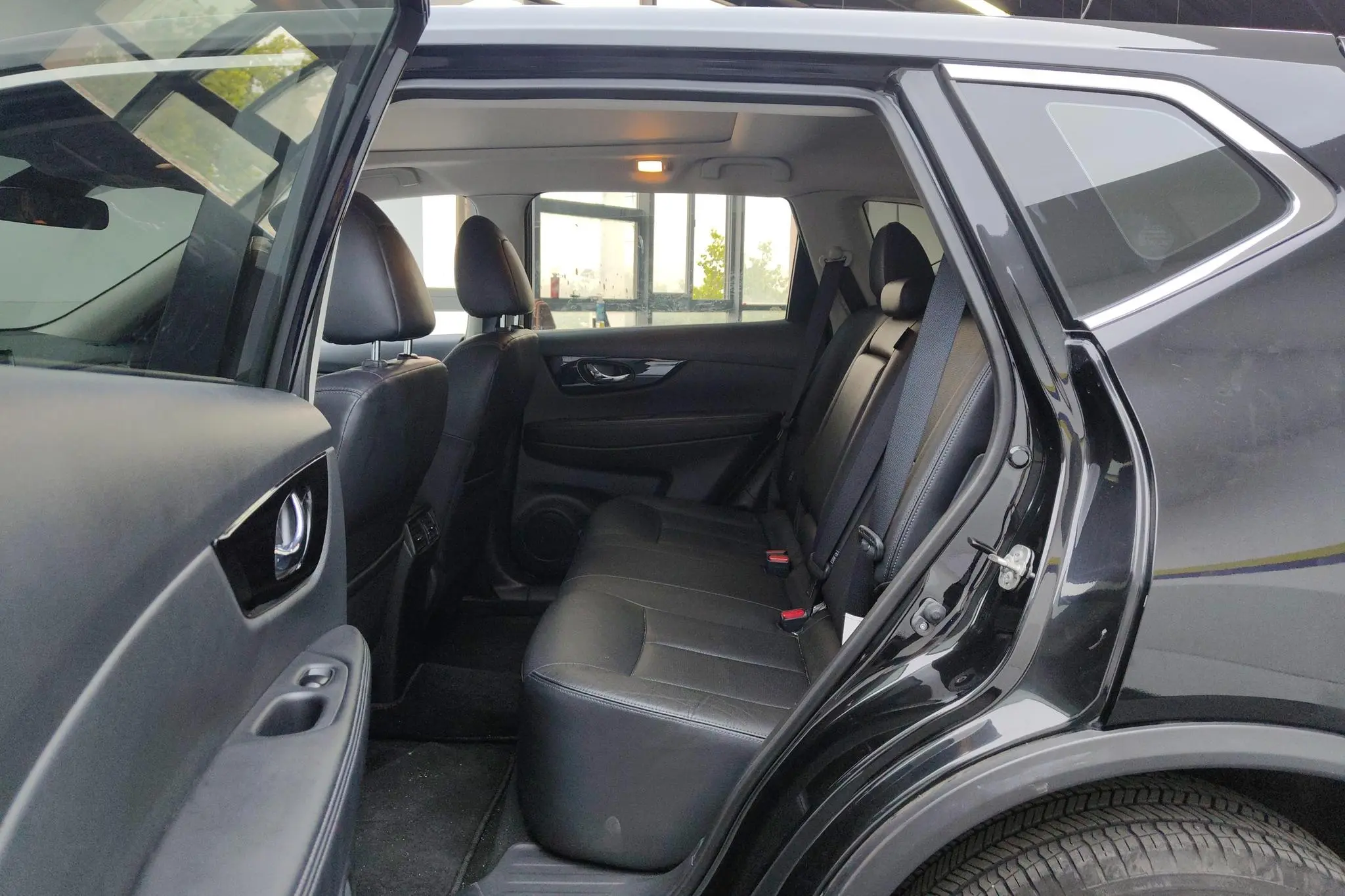 Nissan Qijun 2.0L CVT Zhilian Comfort Edition 2WD