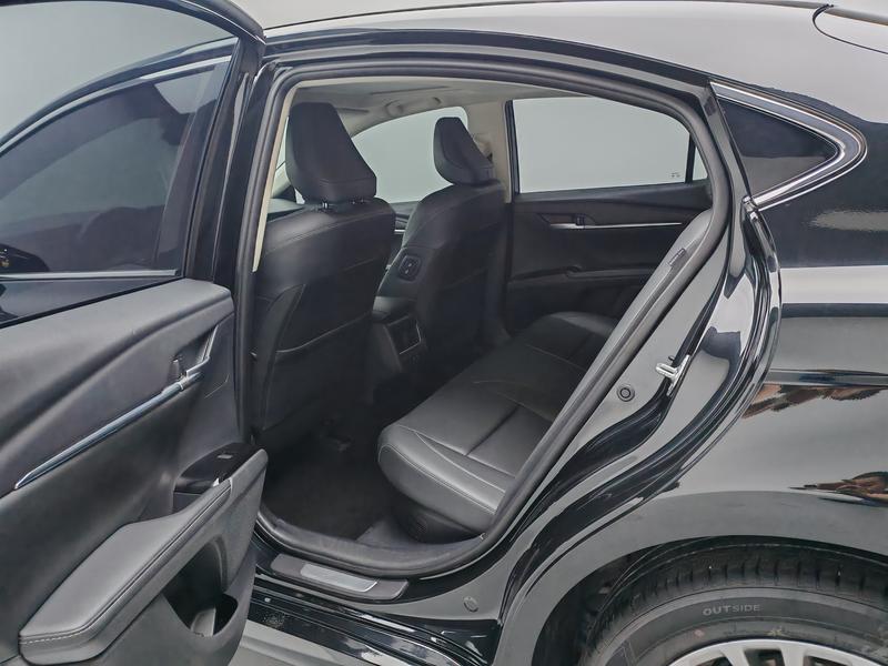 Toyota Camry 2024