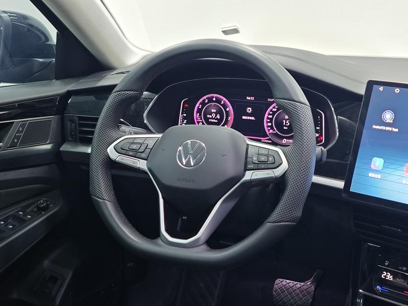Volkswagen Passat 2025