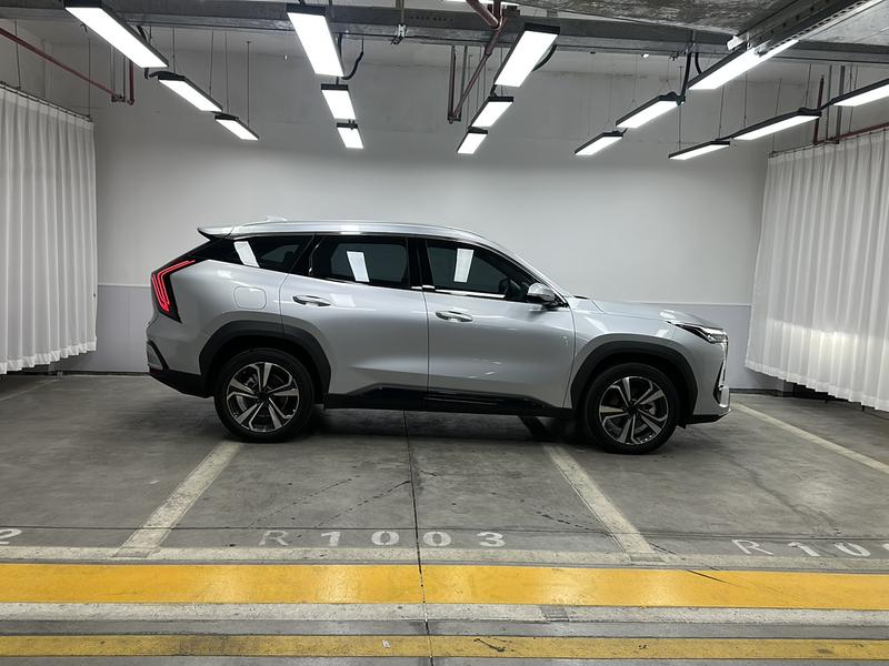 Geely Boyue L 2025
