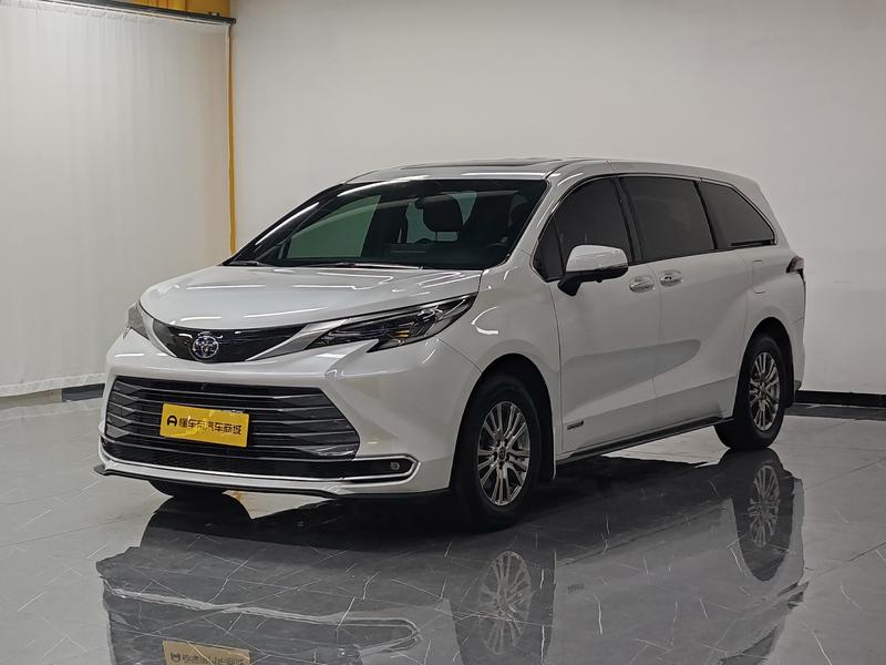 Toyota Sienna 2021