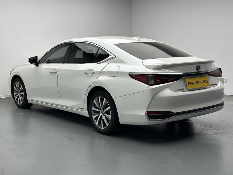 Lexus Lexus ES 2018