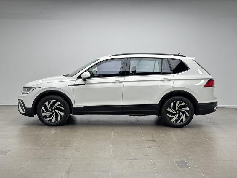 Volkswagen Tiguan L 2022