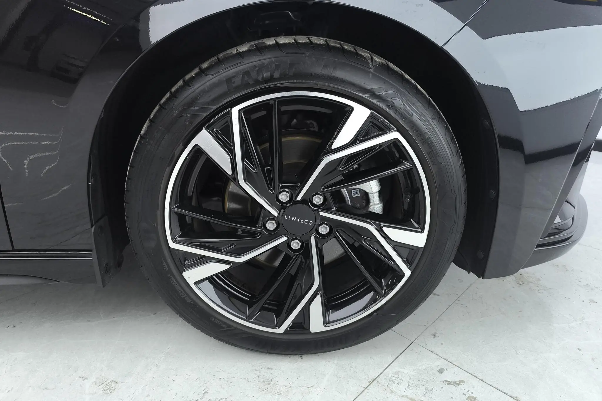 LYNK & CO Lynk 03 1.5TD DCT Jin Pro