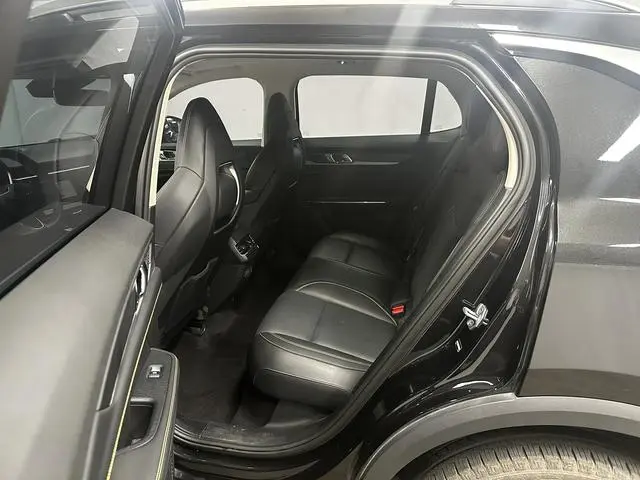 LYNK & CO Lynk 01 2.0TD two-wheel drive Pro